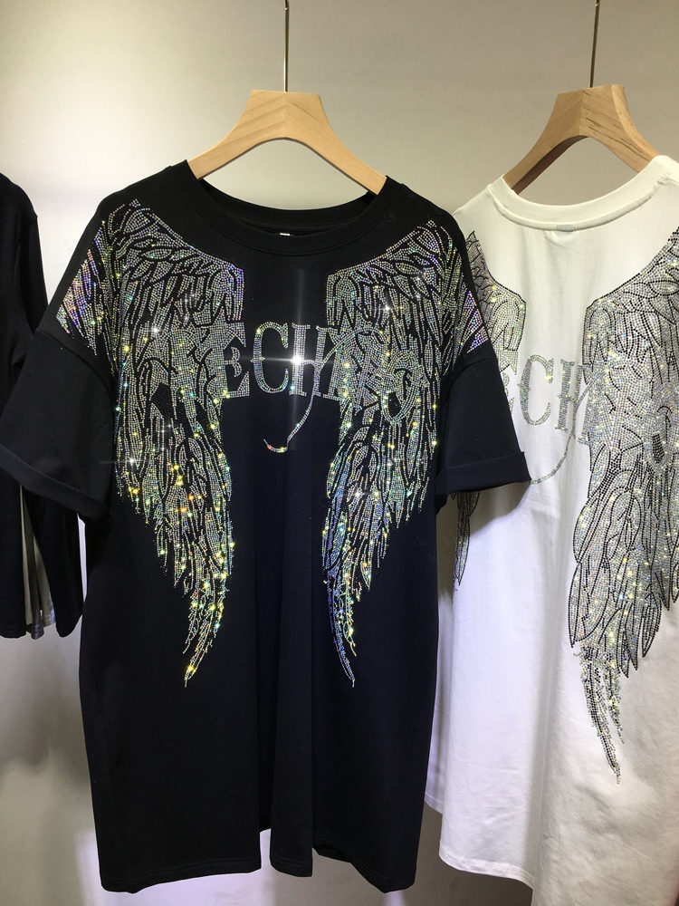 L-4XL Oversize Rhinestone Ange – Streetwear Clothing Brand recenzja i cena