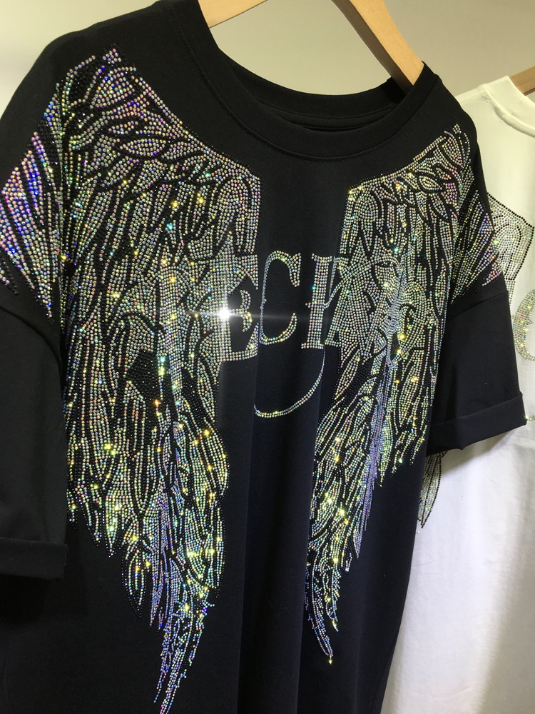 L-4XL Oversize Rhinestone Ange – Streetwear Clothing Brand recenzja i cena