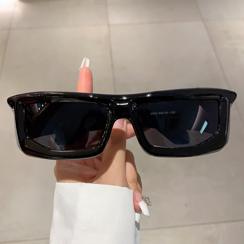 Y2k Wrap Round Men Sunglasses  – Streetwear Brand Y2K recenzja i cena